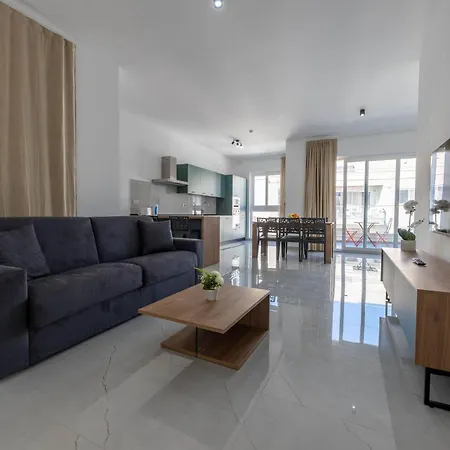Swieqi 3bdr New Flat 4 דירה Is-Swieqi