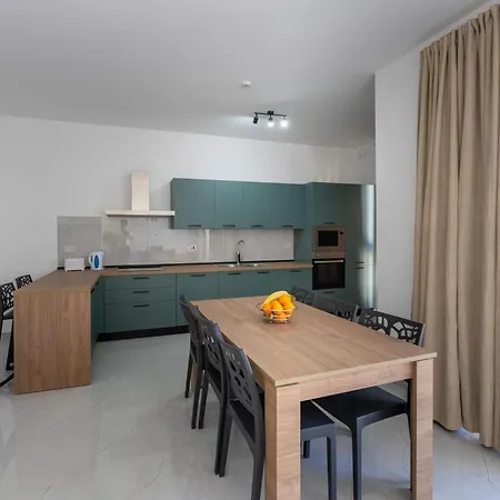 Swieqi 3bdr New Flat 4