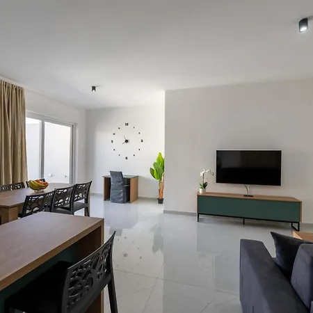 דירה Swieqi 3bdr New Flat 4